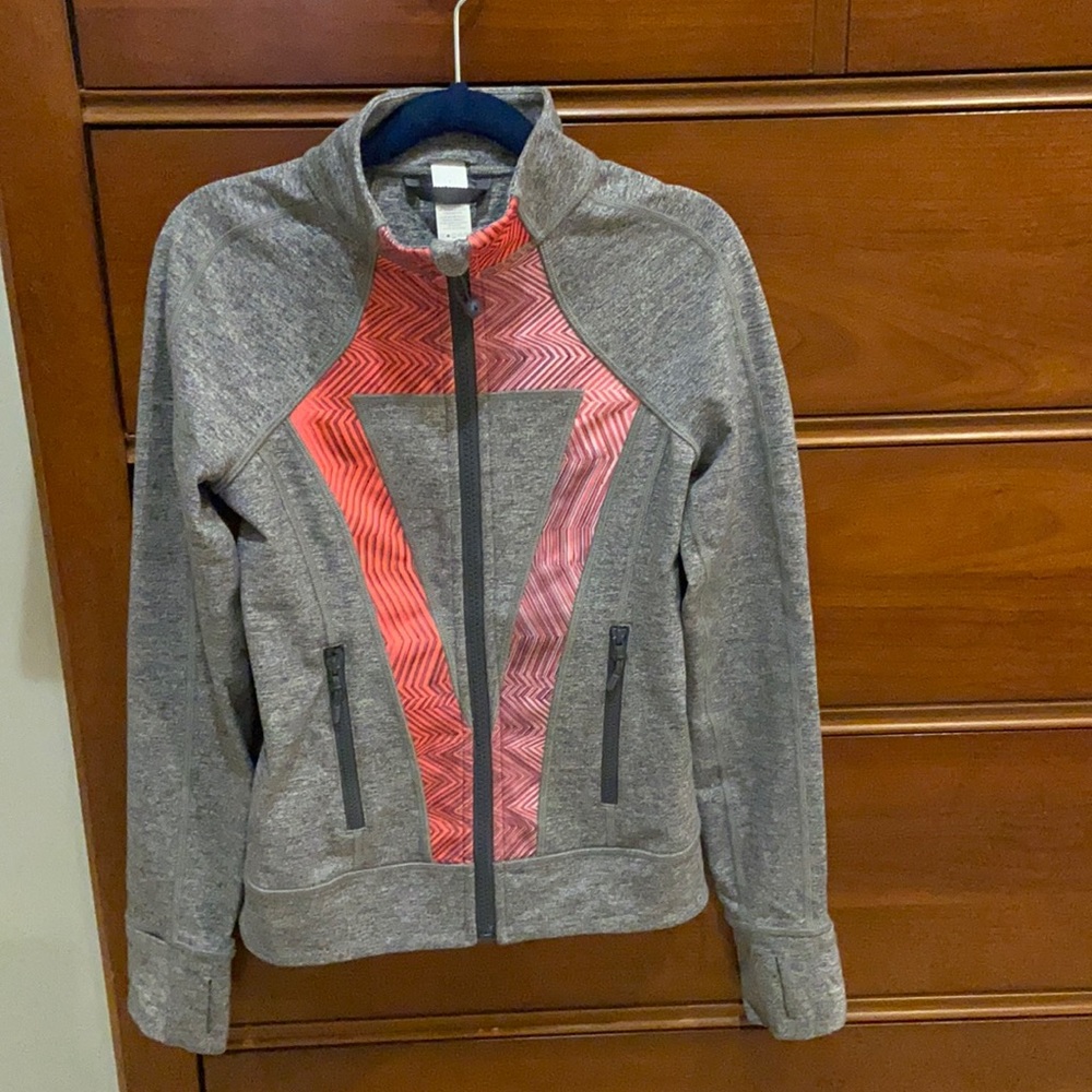 EUC Ivivva Perfect Your Practice Jacket Gray (8)